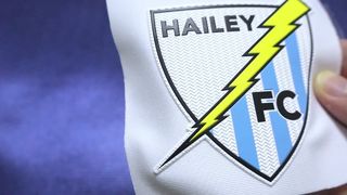 Etiquetas de transferência de calor TPU personalizadas de fábrica - emblemas de alta frequência