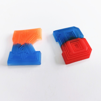 O costume gravado costura em Logo Patches, etiqueta de borracha do PVC com efeito especial