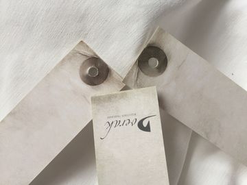 O cair perfurado pequeno do projeto bonito etiqueta, etiquetas retros/do vintage boutique do cair