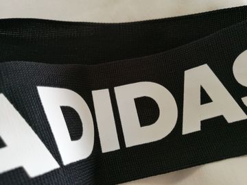 Customiezd 3D levantou a etiqueta da impressão da tela para a característica lavável da fita de Farbic