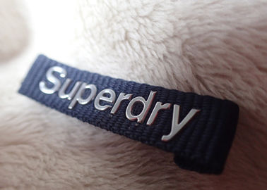 Etiqueta de prata de alta frequência do pescoço da roupa do logotipo de Superdry 3D para revestimentos