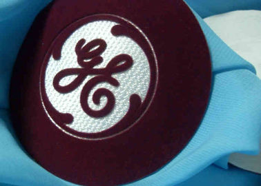 A roupa feita sob encomenda do logotipo do rebanho da camisa de T remenda etiquetas da roupa da transferência térmica