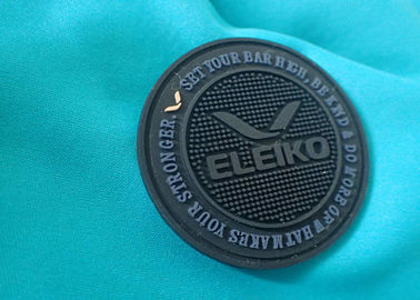 A etiqueta material de pano do Pvc do silicone, projeta a etiqueta de cuidado de borracha do silicone do remendo 3D do PVC