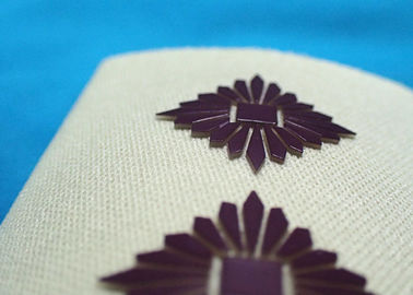 Remendos feitos sob encomenda high-density da roupa, impressão da transferência térmica para o uniforme do tecido de algodão