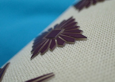 Remendos feitos sob encomenda high-density da roupa, impressão da transferência térmica para o uniforme do tecido de algodão