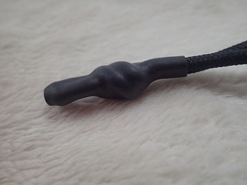 Extrator preto do zíper com cabo de nylon com término de borracha para o vestuário, saco