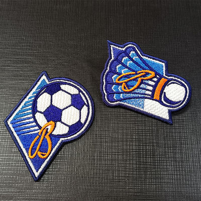 OEM preço da fábrica Full bordado em patches de tecido para roupas