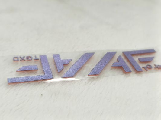 OEM Etiquetas de transferência de calor de roupas 3D de silicone grosso Oeko Tex com textura especial