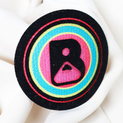 Estampagem de Transferência de Calor com Design Personalizado Logotipo do Clube de Futebol Personalizado com Patch de Flocagem 3D