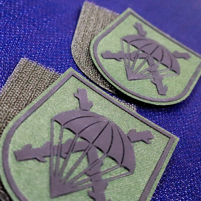 Remendos de Vestuário Serigrafia Etiquetas Fita de Velcro Silicone em Remendos para Jaquetas