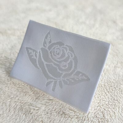 OEM ODM High Quality Etiquetas tecidas Etiquetas tecidas de pescoço Etiquetas para roupas Logotipo de marca Etiqueta tecida