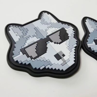 Emblema de silicone 3D personalizado - Patch de transferência de calor de silicone em forma de lobo em pixel art para roupas