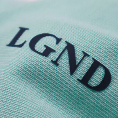 Etiquetas de transferência de calor de silicone plana personalizada de fábrica lavável para vestuário