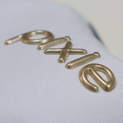 Etiquetas de Transferência de Calor TPU Dourado Personalizadas de Fábrica Efeito Brilhante Passar a Ferro em Roupas para Vestuário