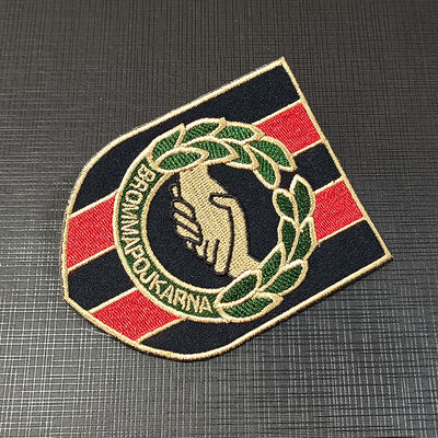 Patch de bordado 3D personalizado de alta qualidade com aplicação por ferro e costura disponível, adequado para roupas e bolsas