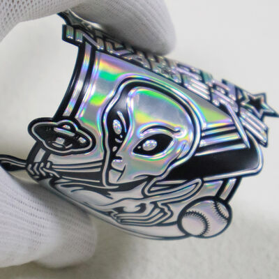 Patch de Voltagem TPU Iridescente Personalizado - Holográfico 3D Alien Logo Badge para Vestuário Esportivo