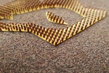 A borracha de silicone profissional do costume 3D pontilha etiquetas do remendo para a roupa