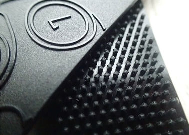 De Velcro feito sob encomenda dos remendos TPU da roupa da luva do vestuário superfície maçante do polonês com logotipo plástico gravado brilhante