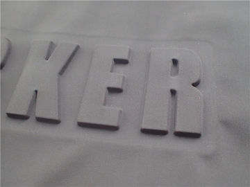 Teste padrão ou logotipo de alta frequência feito sob encomenda da forma 3D para o vestuário, sacos