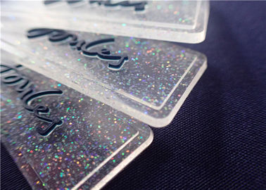 Crachá inteiramente transparente personalizado do PVC com pó colorido para o vestuário