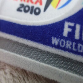 Transferência térmica do campeonato do mundo de FIFA que reune os remendos multi - cor para a decoração do Sportswear