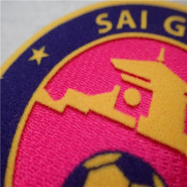A roupa feita sob encomenda do clube do futebol remenda a transferência térmica Tatami que reune etiquetas lisas do vestuário