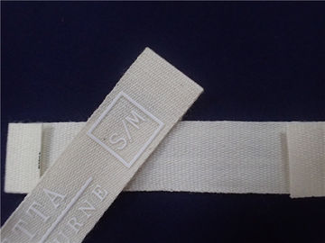 Etiquetas impressas branco da tela com logotipo do silicone para remendos da roupa dos esportes