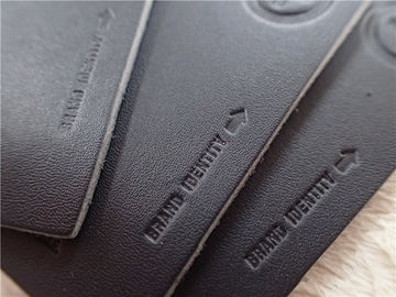 Logotipo de alta frequência em remendos do couro do plutônio para as calças de brim OEKO elegante