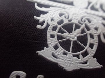 Etiquetas elegantes personalizadas da roupa da transferência térmica de TPU para GV BV do polo
