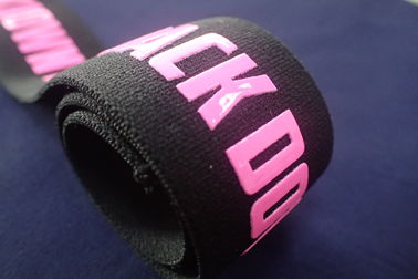 Cópia de tela feita sob encomenda do silicone da faixa elástica do jacquard do Gym da ioga para o roupa interior
