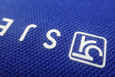Remendos claros da transferência térmica de impressão de tela de seda do logotipo da tinta para o desgaste do futebol