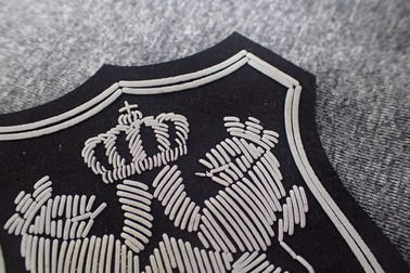 Remendos de borracha espumados do logotipo de Microfiber da roupa