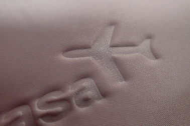 Alta frequência personalizada OEKO - etiquetas de nylon dos remendos de TEX
