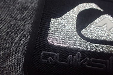 O algodão BV da impressão da tela do silicone Yarn costura etiquetas