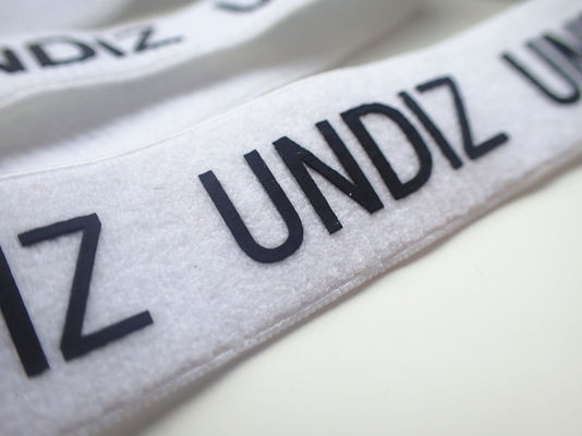 O silicone impresso Logo On Elastic Webbing Tape personalizou o projeto