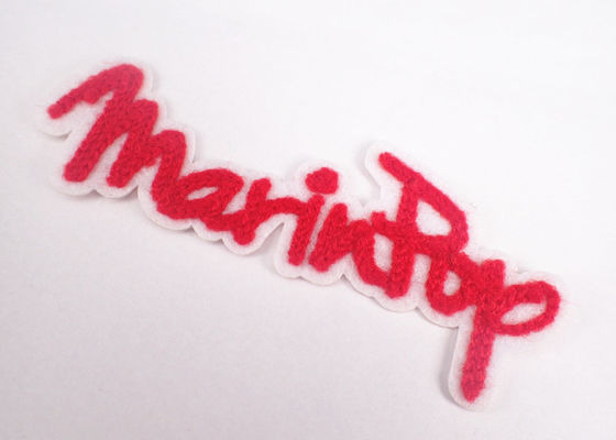 Ferro feito sob encomenda dos desenhos animados do Chenille do bordado de toalha em Logo Patches