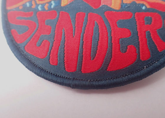 Ferro feito sob encomenda do bordado do crachá da imprensa do calor no Applique do remendo para a roupa