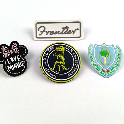crachás do Pvc de 3D Logo Embossed Motif Rubber Patches para costurar a roupa