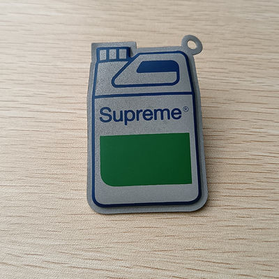 A tela que imprime a etiqueta impressa 3D reflexiva da roupa de TPU remenda o logotipo gravado da marca