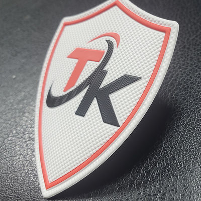 Transferência térmica de borracha macia gravada impressa costume do remendo 3D Tpu para o logotipo de pano