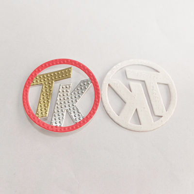 Projete a etiqueta gravada Logo Iron On Garment da transferência térmica da etiqueta 3d TPU