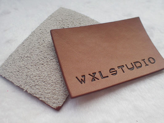 Preto personalizado Logo Leather Label de Logo Garment Leather Patch Embossed