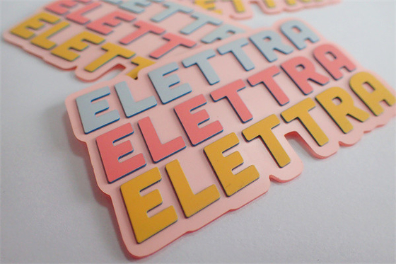 Etiquetas feitas sob encomenda da impressão de tela de seda do PVC TPU com 3 cores de Pantone