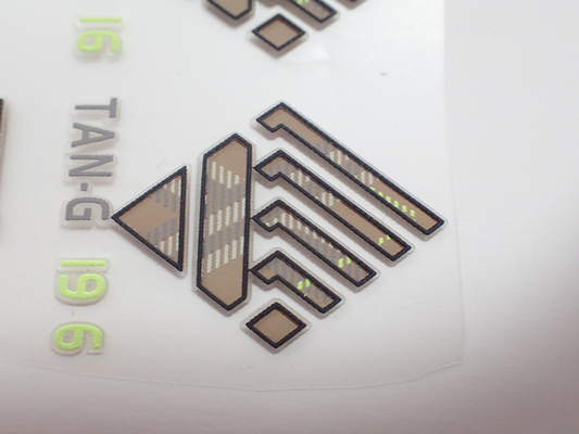 Etiqueta Logo For Different Places feito sob encomenda da transferência térmica do silicone da roupa 3D