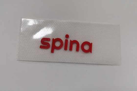 O vestuário personalizou o material de borracha do plástico de silicone da etiqueta de transferência 3D
