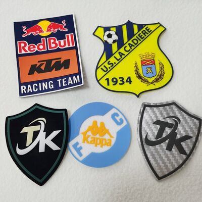 Eco-friendly Customized Embossed Logo Silicone 3D Soft Patches Badge Custom Patch Patches de silicone para roupas