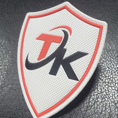 Transferência térmica de borracha macia gravada impressa costume do remendo 3D Tpu para o logotipo de pano