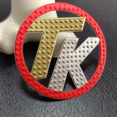 Projete a etiqueta gravada Logo Iron On Garment da transferência térmica da etiqueta 3d TPU
